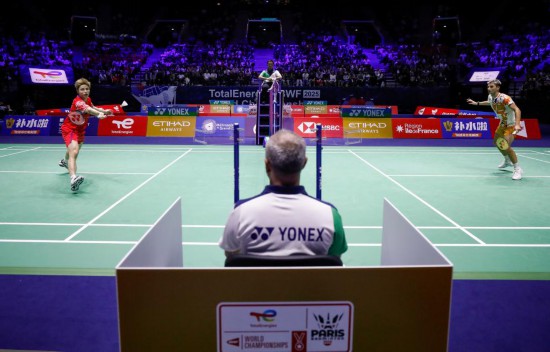 更是一位深 更是一位深