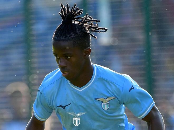 演着重要角 演着重要角