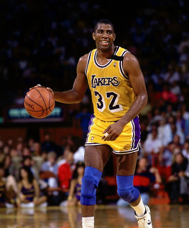 迷翘首以盼 迷翘首以盼